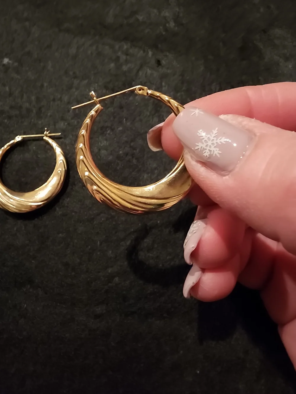 Vintage 14K Gold Hoop Earrings - Twisted Design
